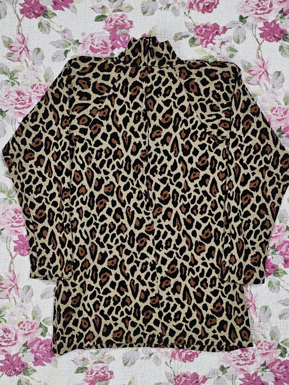 Vintage 80s Women’s Animal Print Knit Acrylic Full Zip High Neck Sweater USA